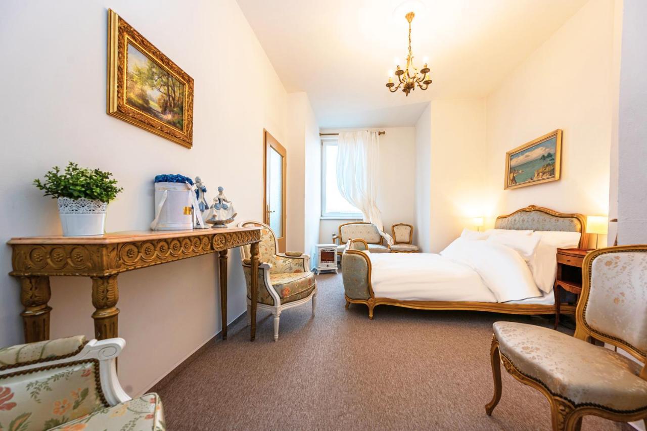 Апартаменти Bank Invest Apartmens - Old Town Прага Екстер'єр фото