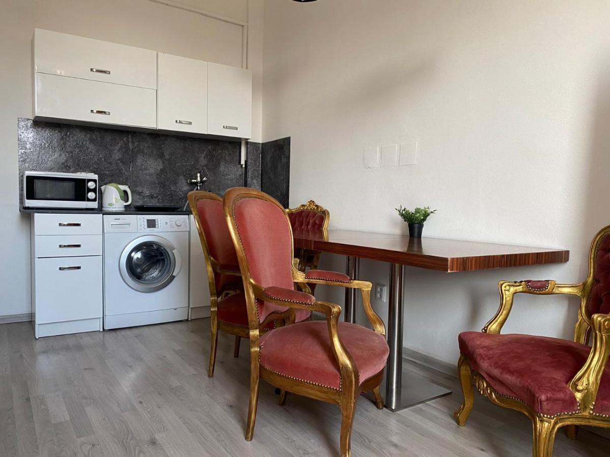 Апартаменти Bank Invest Apartmens - Old Town Прага Екстер'єр фото